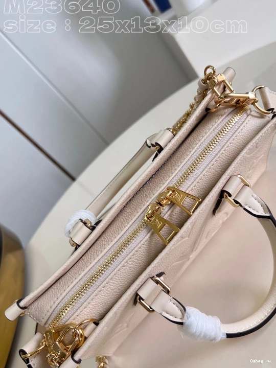 LOUIS East West ONTHEGO VUITTON 0708